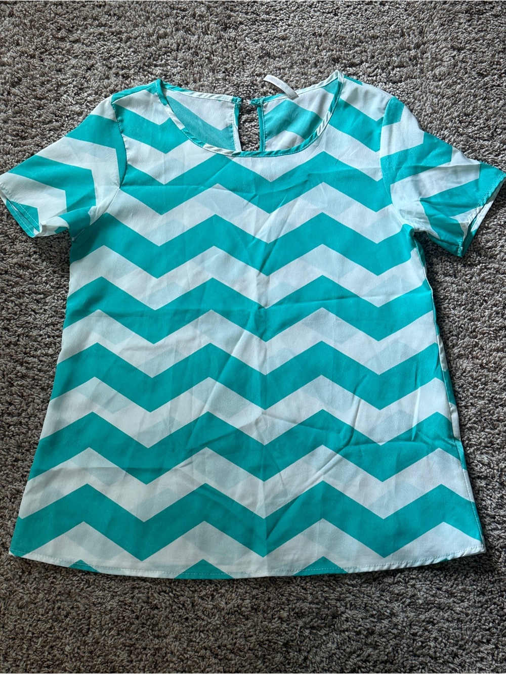 Chevron Stripe Short Sleeve Top in Aqua & White
